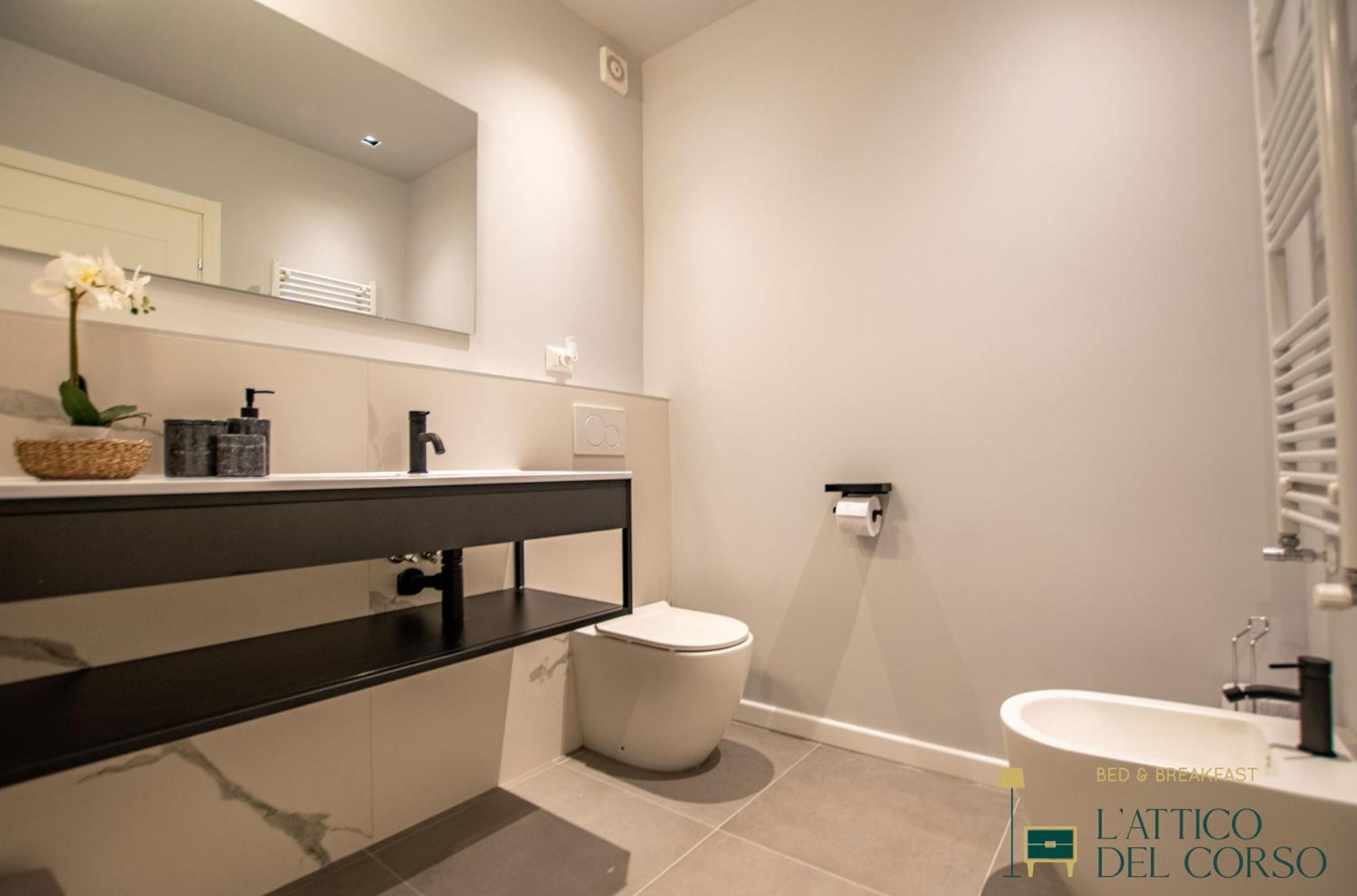 L'Attico Del Corso Apartment Trieste Ngoại thất bức ảnh